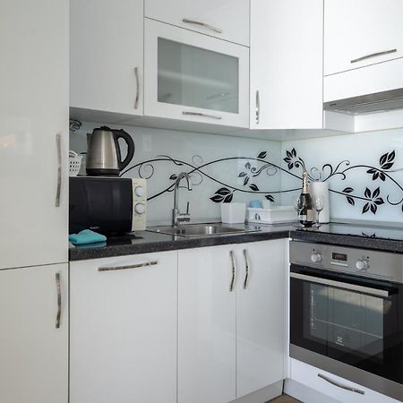 Apartman Nimfa Apartment Игране Екстериор снимка