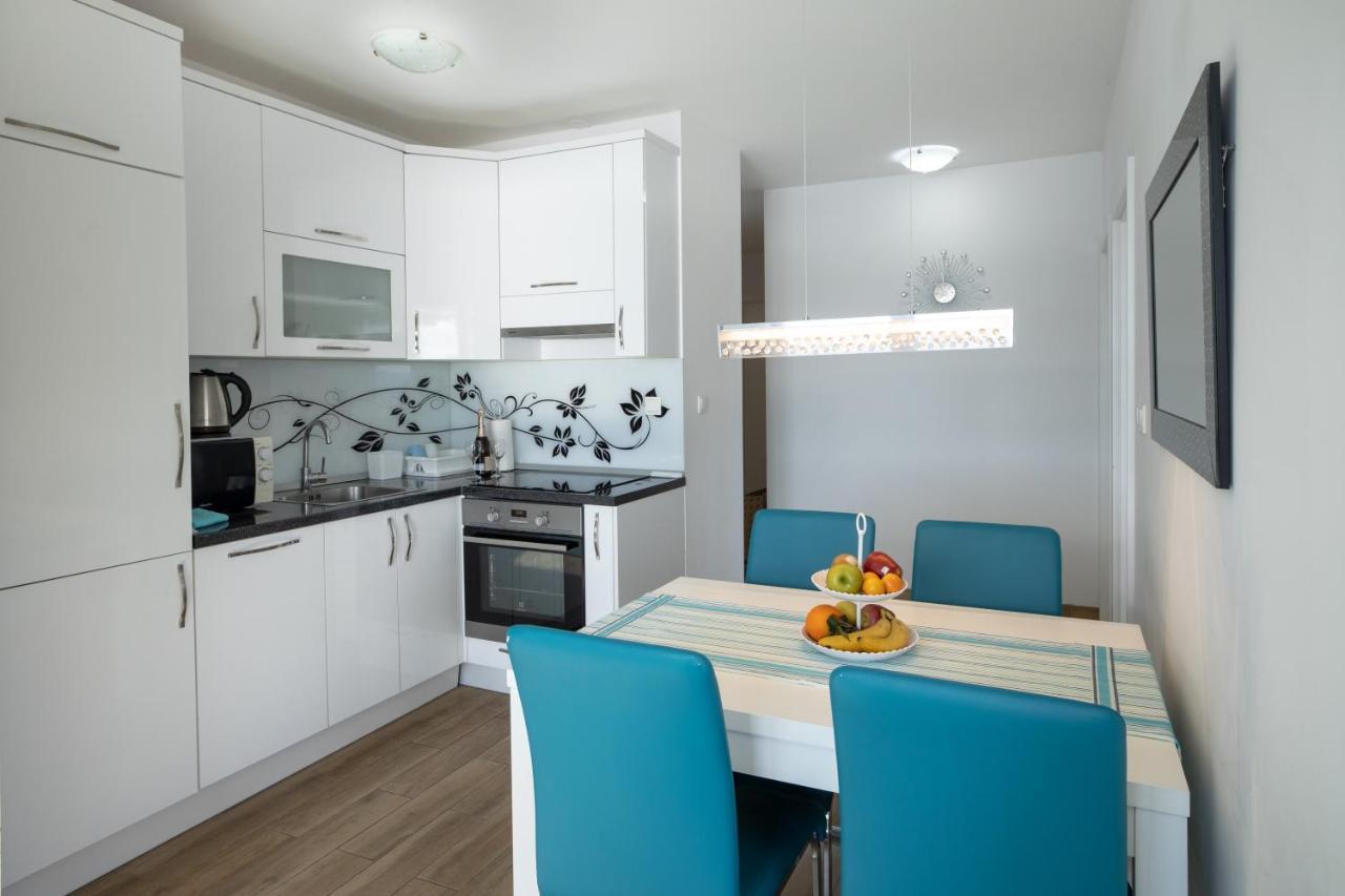 Apartman Nimfa Zivogosce Игране Екстериор снимка